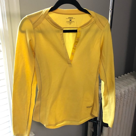 Patagonia Tops - Patagonia base Layer